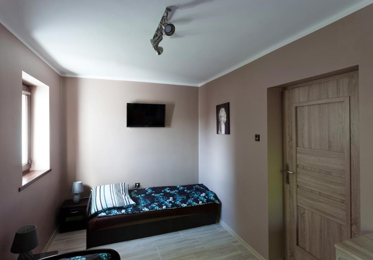 Homestay Mieszkanie 3 Pokojowe W Srodmiesciu *