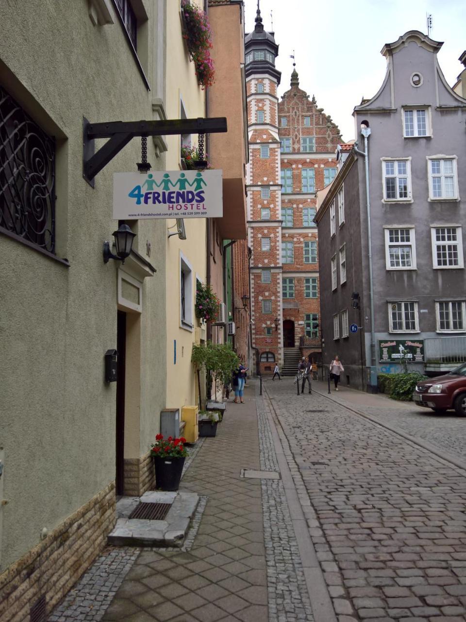 Hostelli 4-friendshostel *