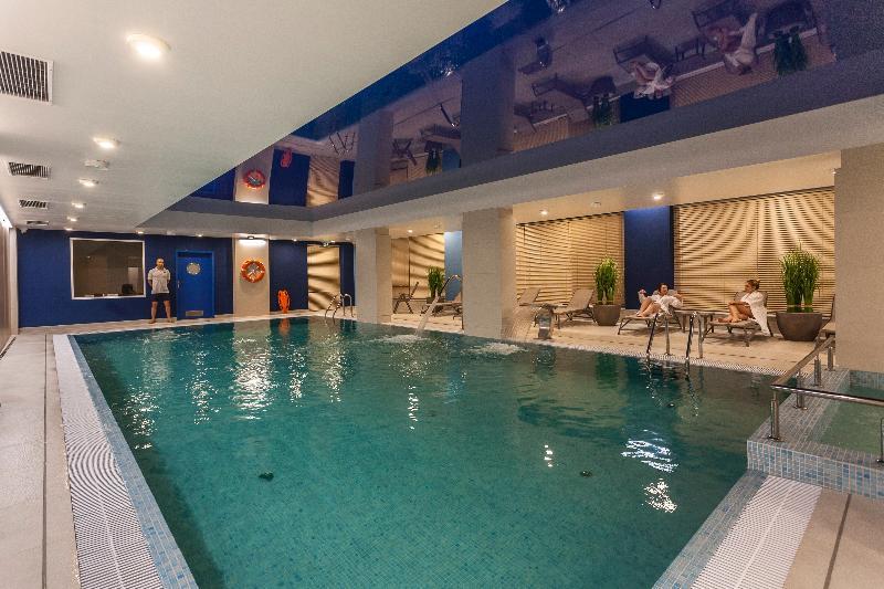 Hotel City Center By Apartmore 4*