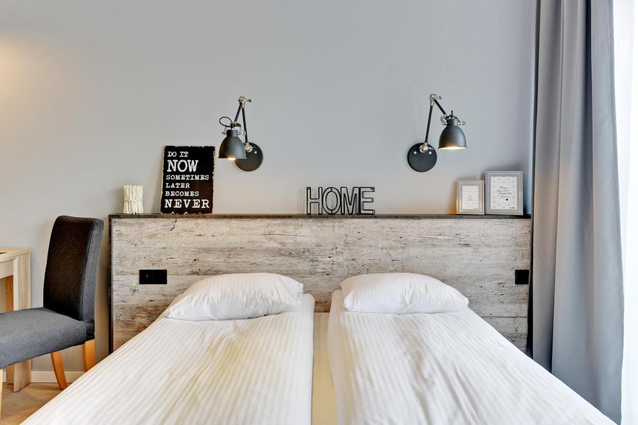 Apartment Chmielna Park Old Town