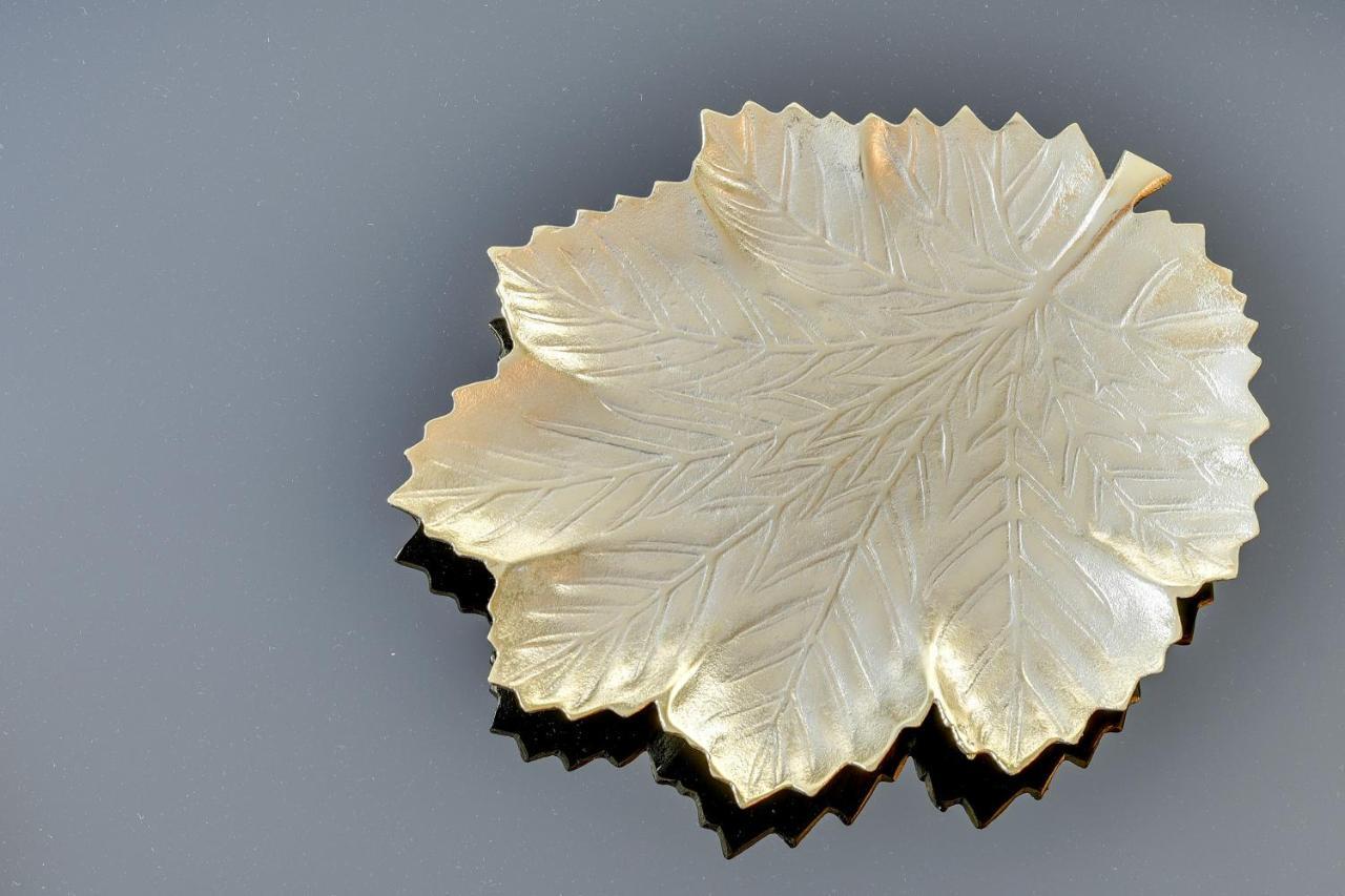 Tartaczna 3*