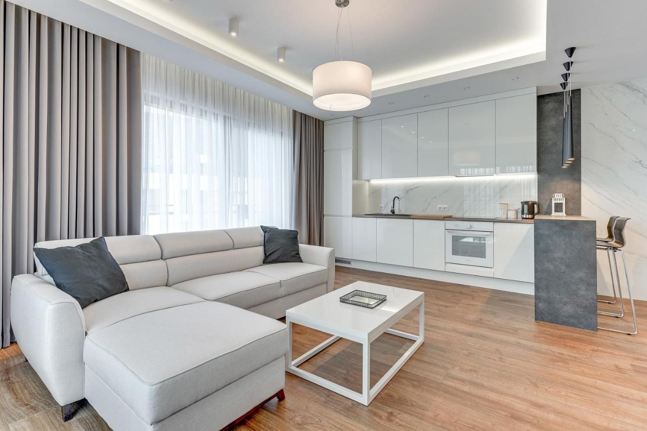 Downtown River View Apartment Gdansk