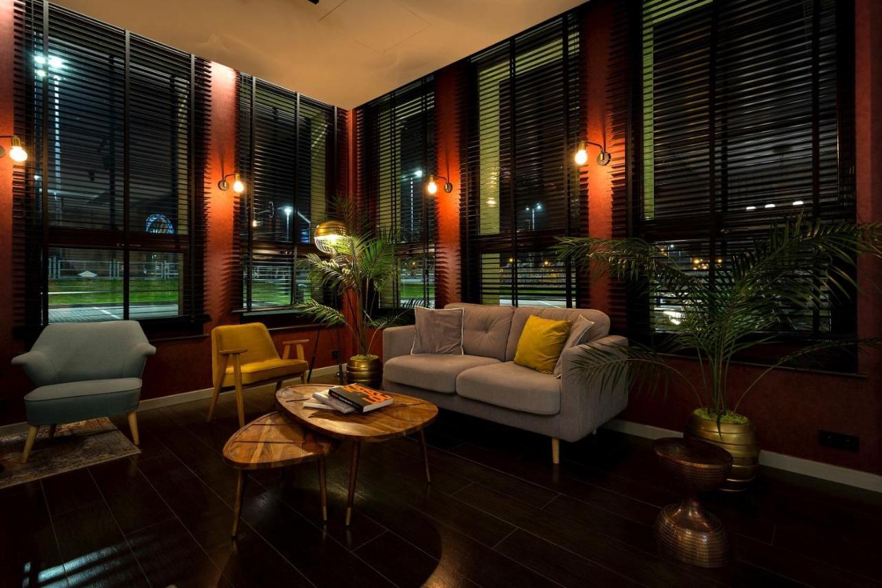 Qubus Khách sạn 4*