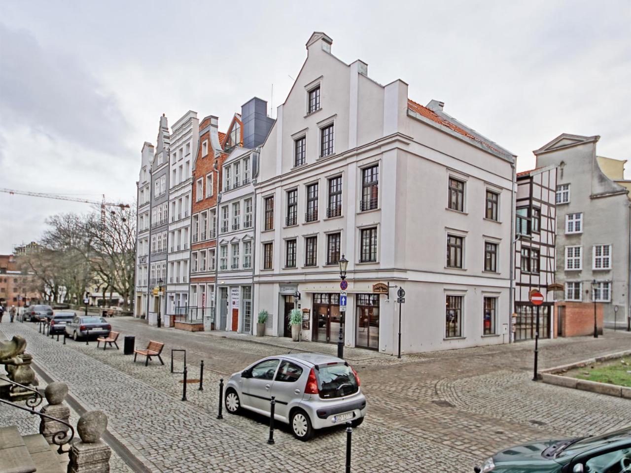 Old Town By Apartmore Gdańsk