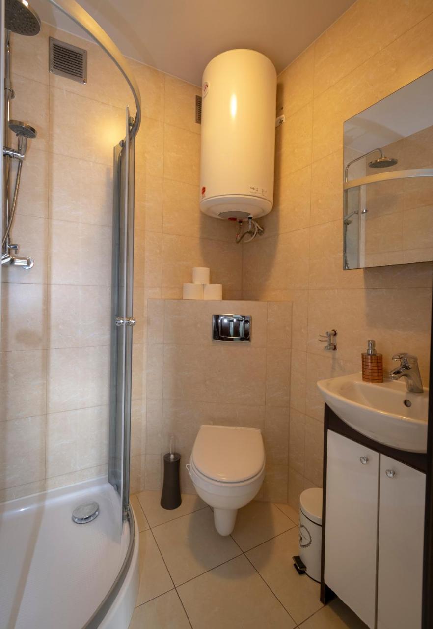 Apartament Szeroka Apartment *