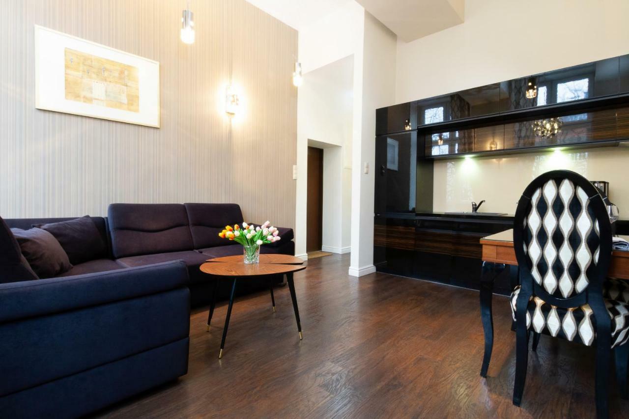 Old Town Piwna By Renters