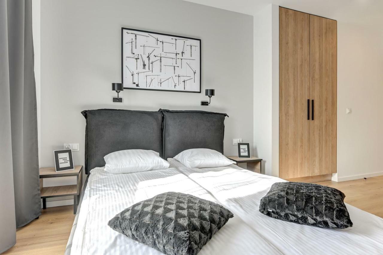 Waterlane Island Pool & Gym Apartment *