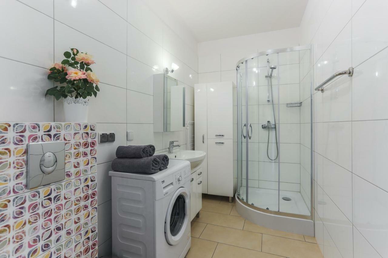 Apartment Z Balkonem Stare *