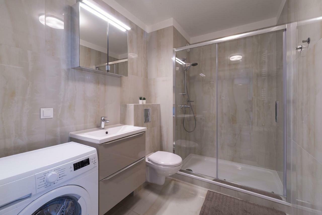 Waterlane Island - Old Town By Renters Prestige Apartment *