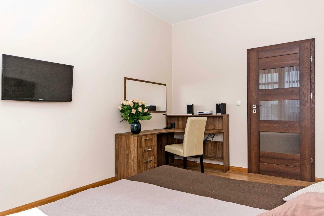 Gold - Neptun Park By Oneapartments *