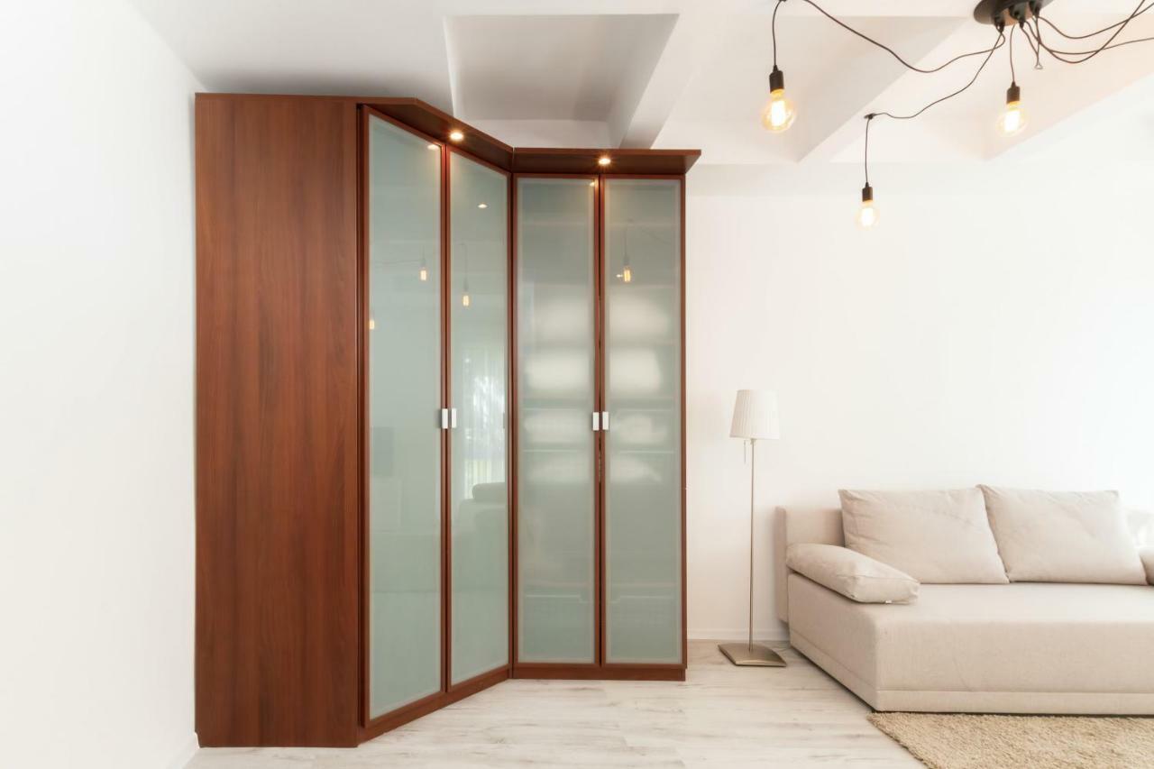 Dworska By Renters Huoneisto *