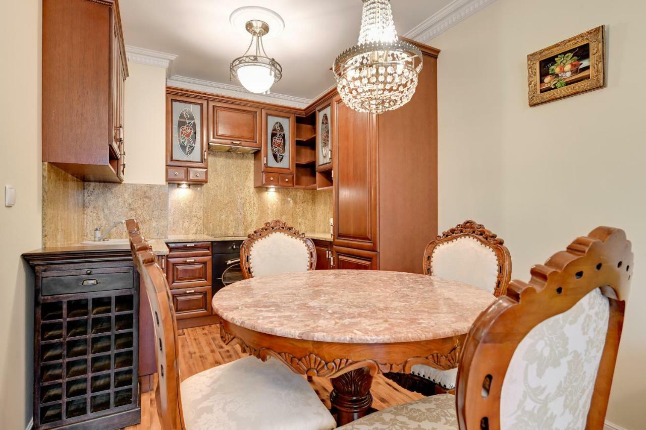 Apartment Apartinfo Center *