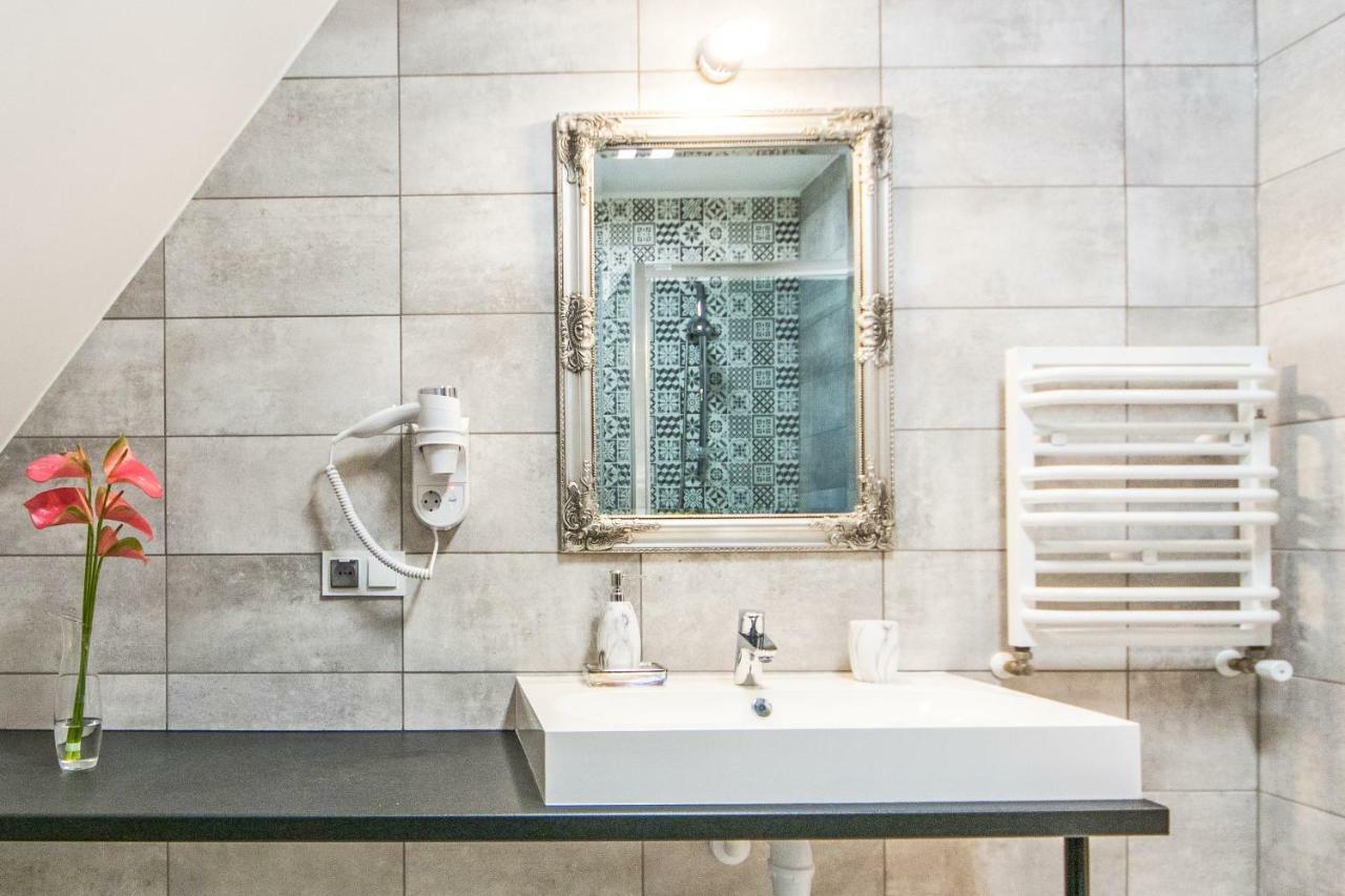Black Swan House, Old Town Aparthotel 3*