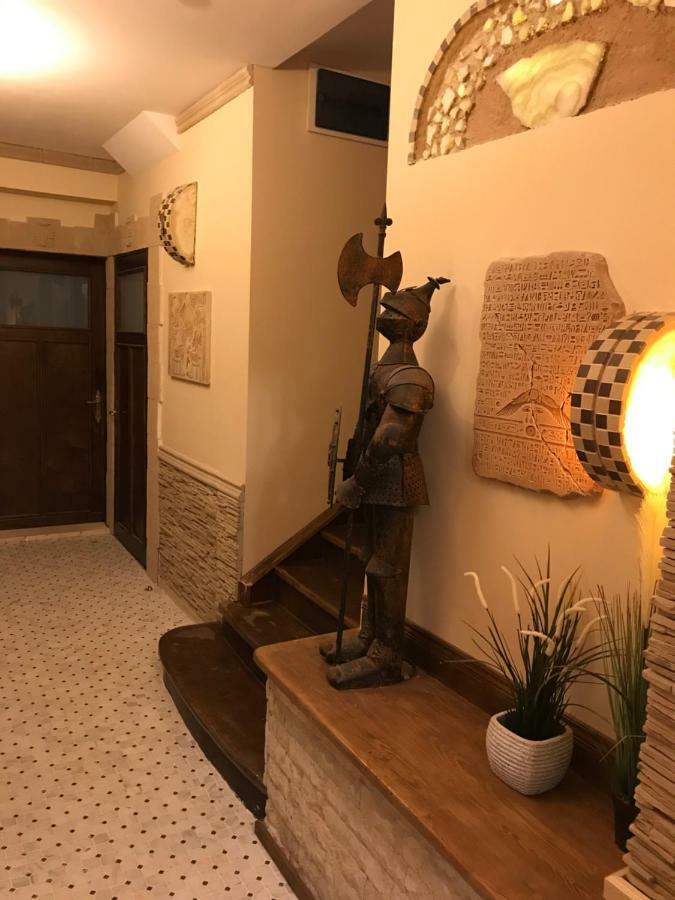 Dworek Oliwski Bed & Breakfast 3*