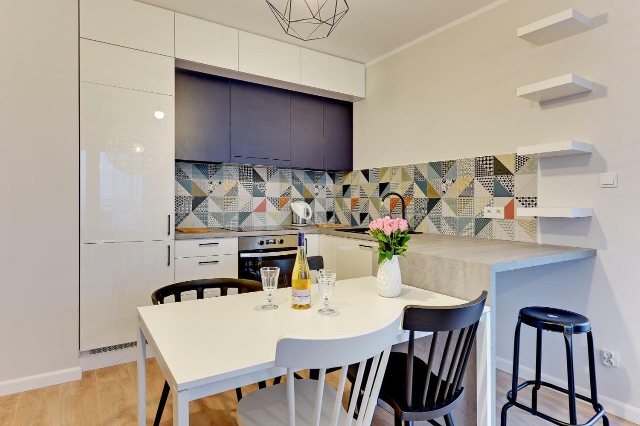 Apartment Beautiful Seaside View - 4 Oceans Premium