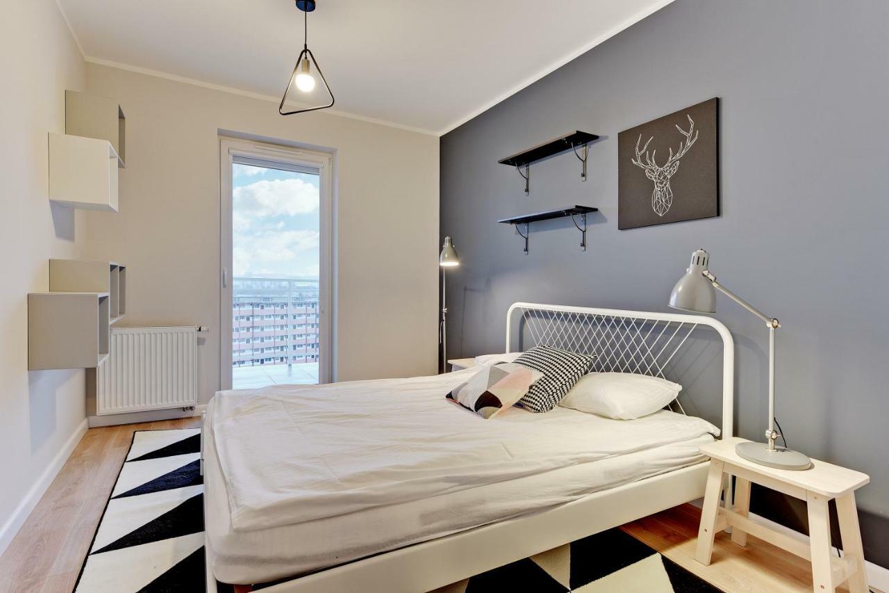 Beautiful Seaside View - 4 Oceans Premium Apartment *