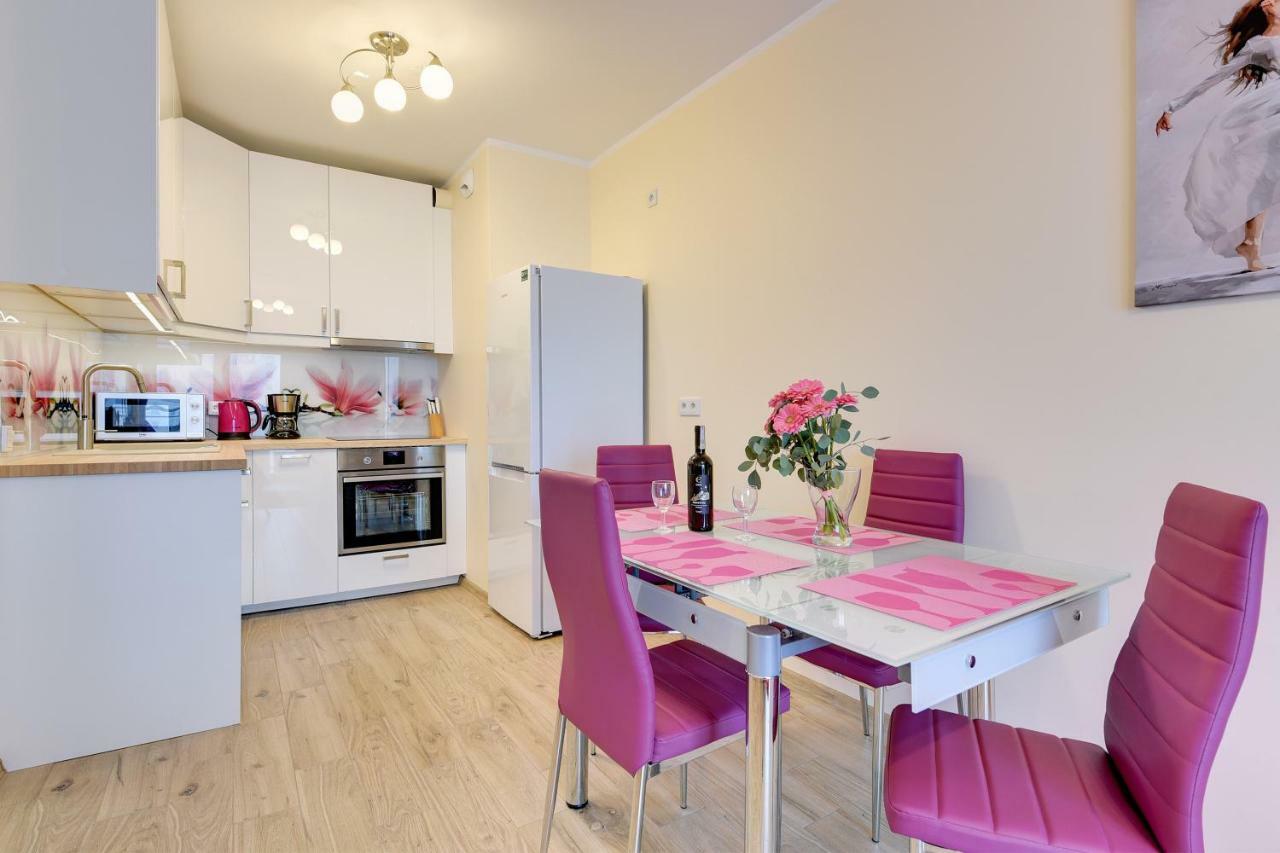 Beautiful Seaside View - 4 Oceans Premium Apartment Gdansk