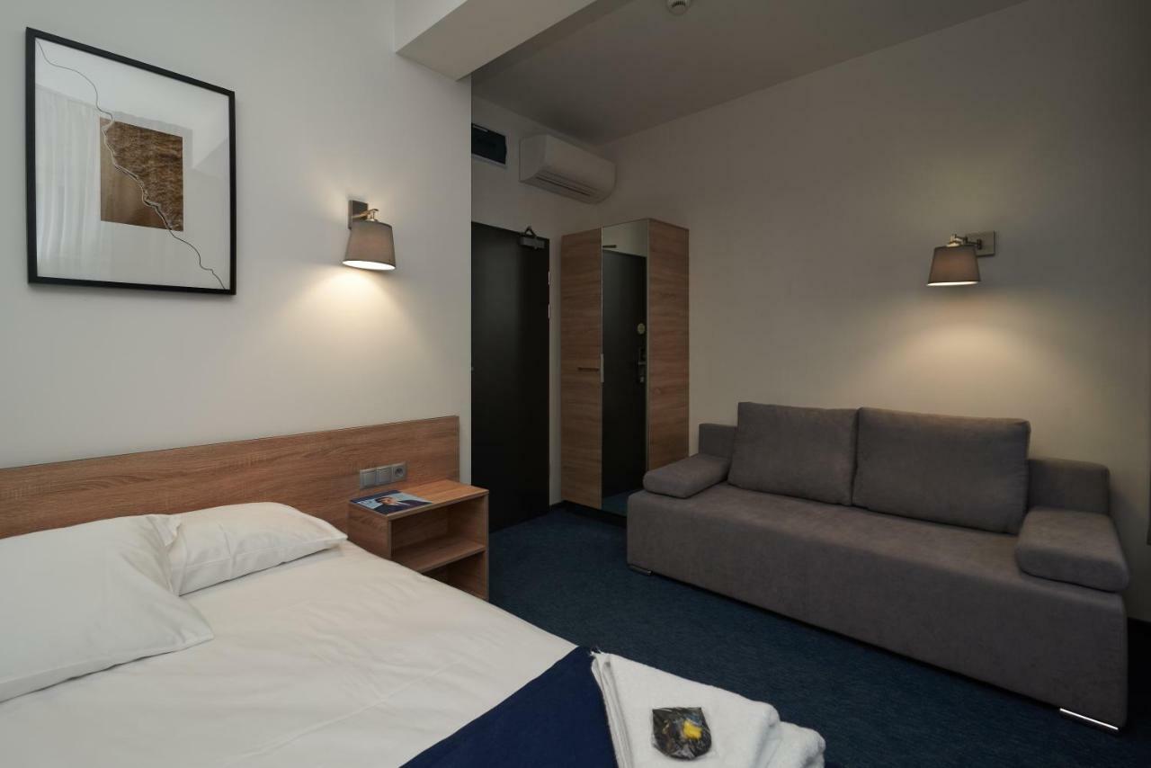 Fama Old Town Aparthotel 3*
