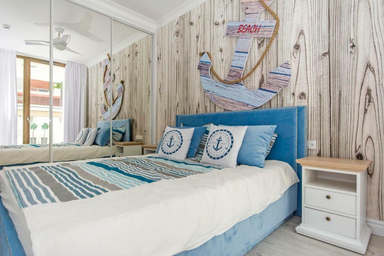 Marine By Oneapartments Apartment