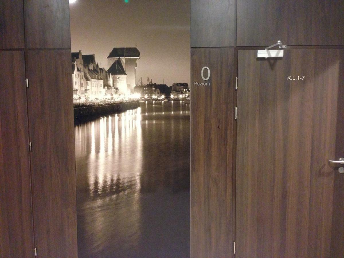 Chmielna Park Apartment