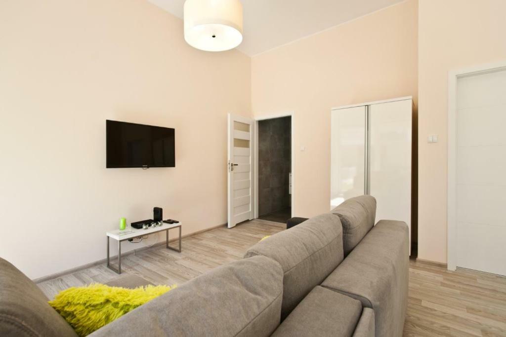 Chmielna Park Apartment *