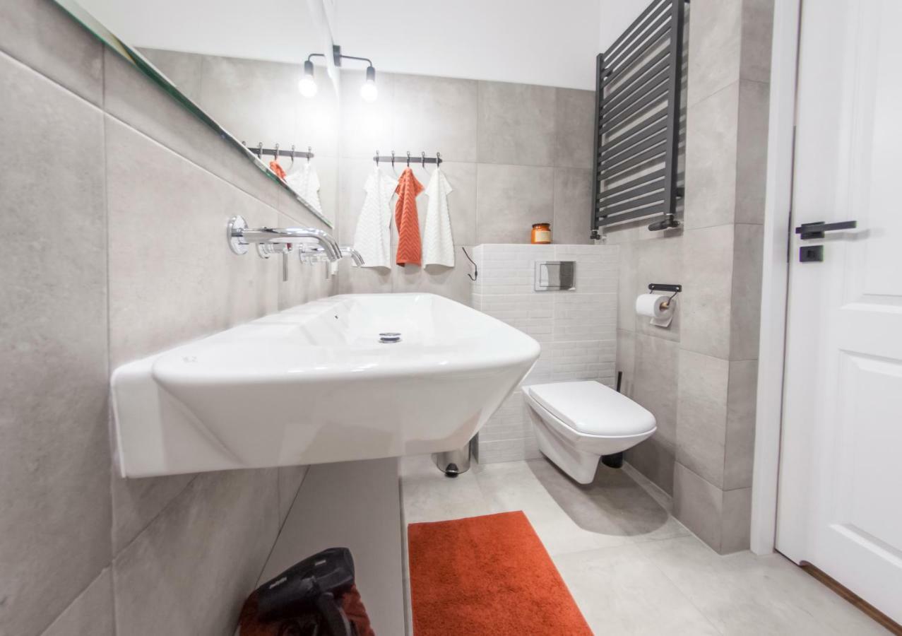 Apartment Family Luxury Comfort Old Town Apartament, 1-8, 2 Sypialnie I Salon, Parking W Cenie *