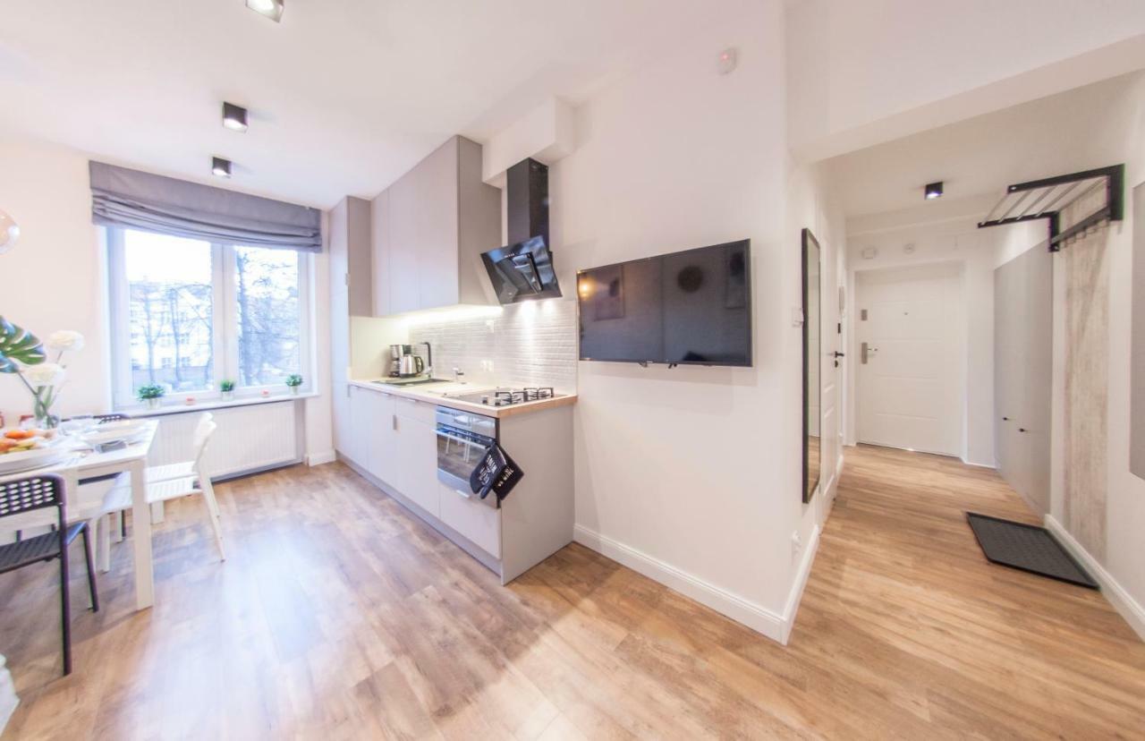 Family Luxury Comfort Old Town Apartament, 1-8, 2 Sypialnie I Salon, Parking W Cenie * Gdansk