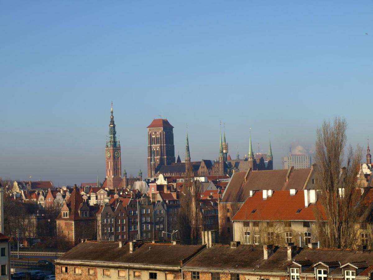 Live & Travel Number 1 Gdansk