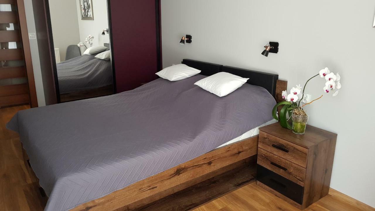 New 100m From Old Town And Marina Apartment Gdansk