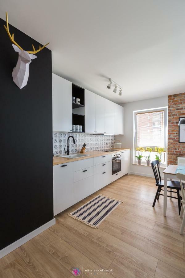 Chmielna Park Apartment
