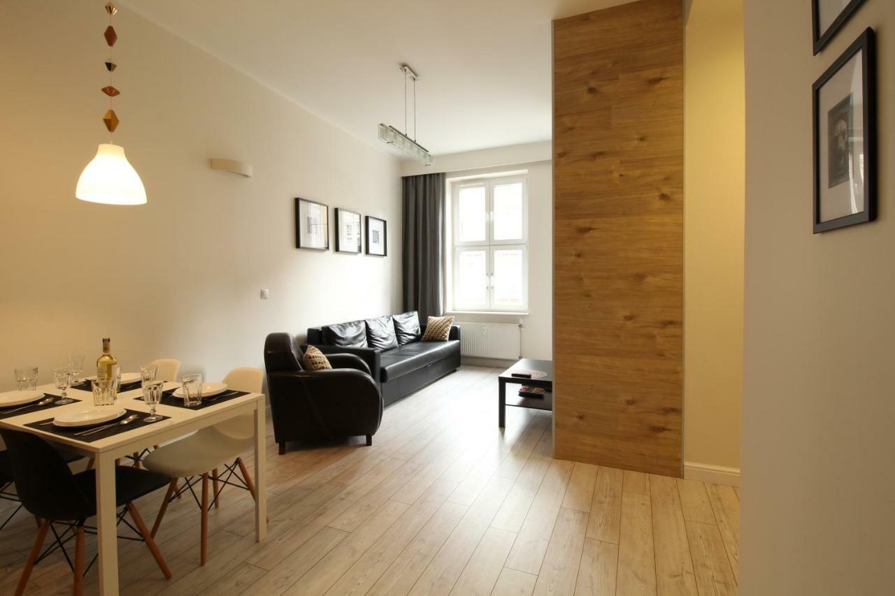 Dluga Old Town Apartment
