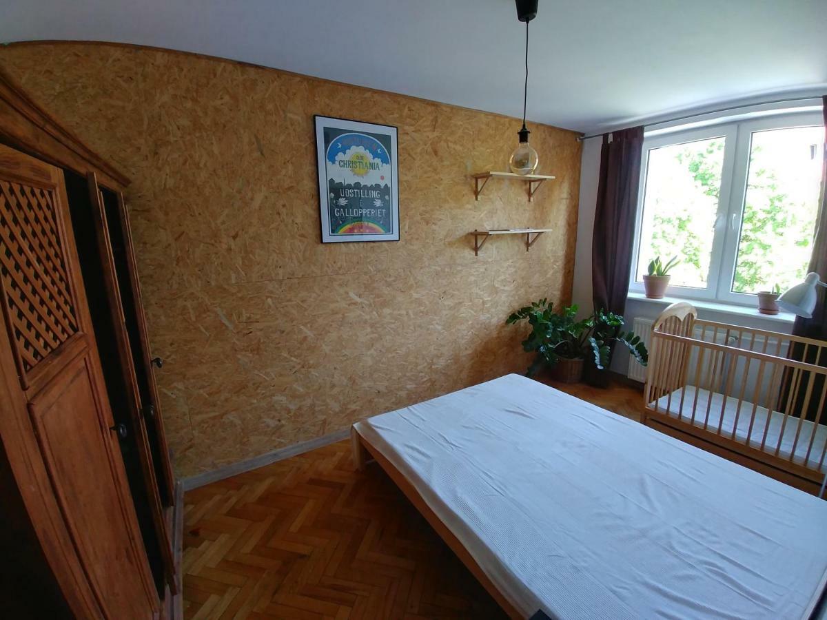Podwale Przedmiejskie 32/16 *