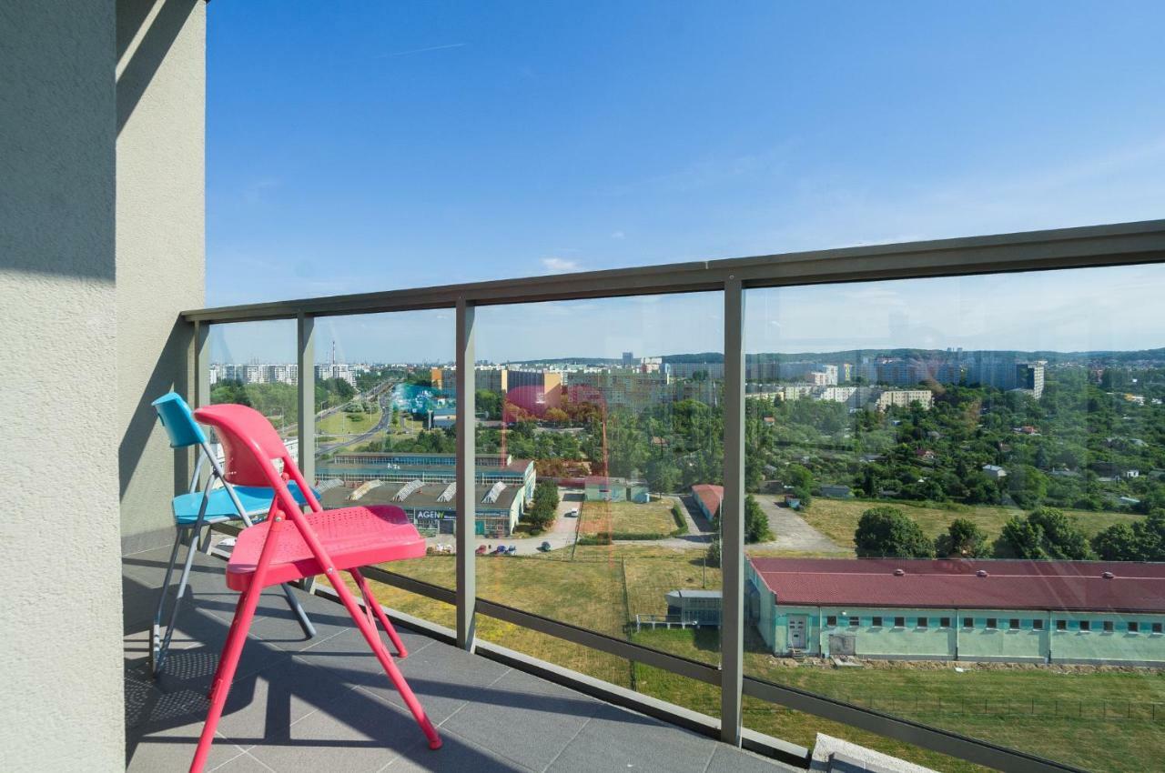 Feel Summer Vibes At 3br Panoramic View Danzig