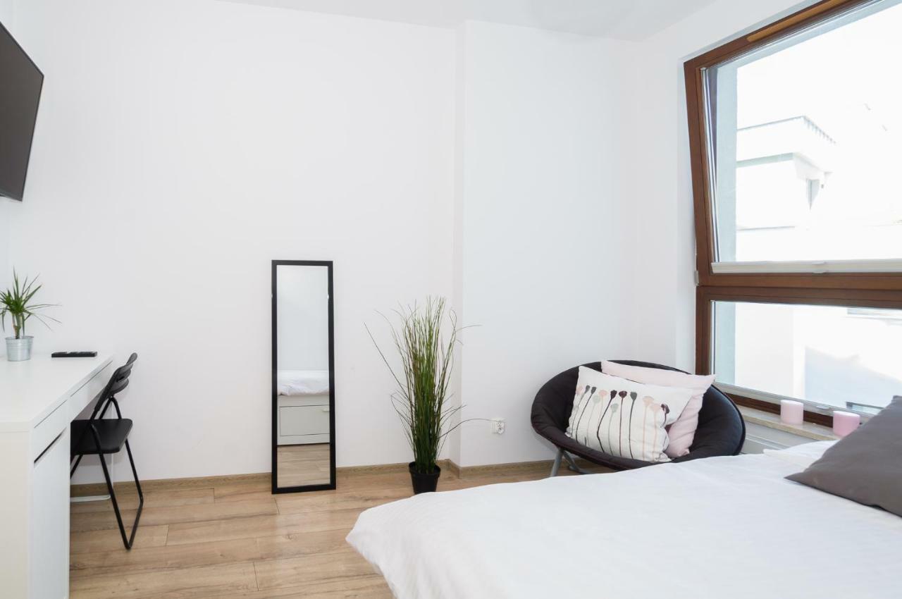 Chill Out Like A Local From Downtown Apt For 6 Parking Gdańsk