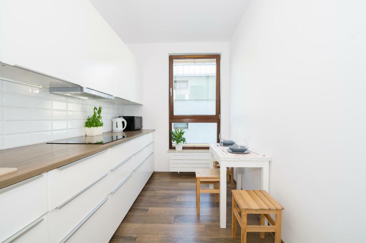 Chill Out Like A Local From Downtown Apt For 6 Parking Gdańsk