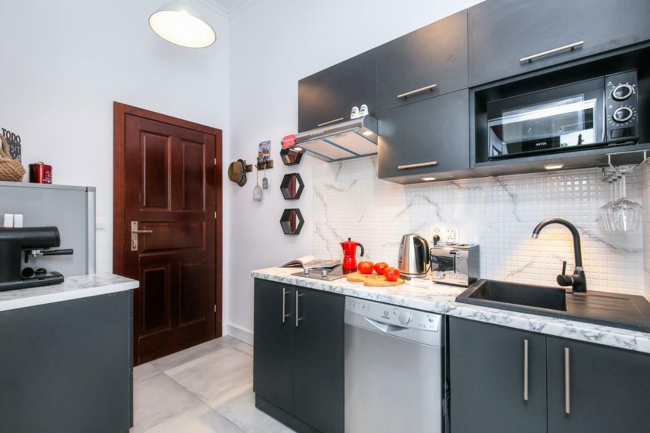 Berg Red Obok Starego Miasta Apartament *