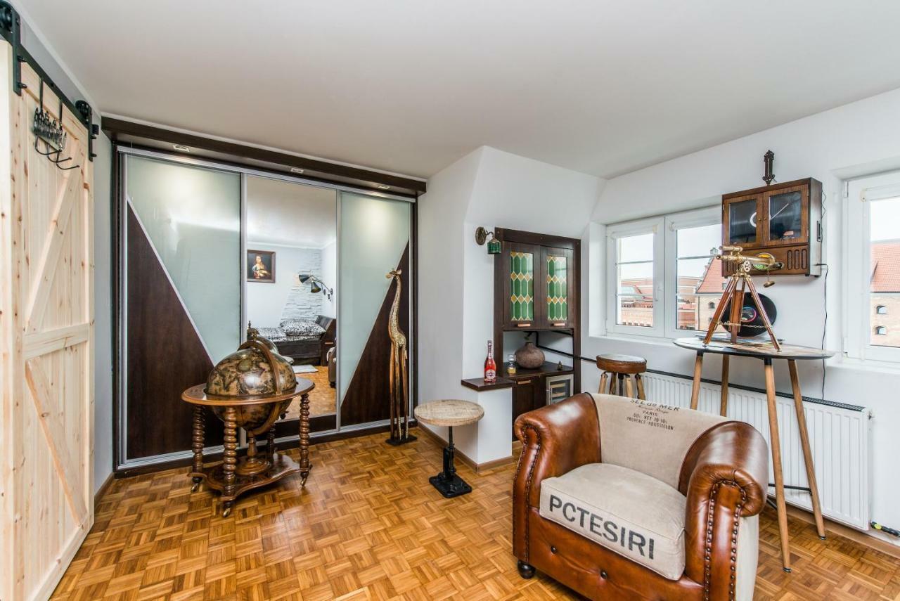 Apartment Above Motlawa Danzig