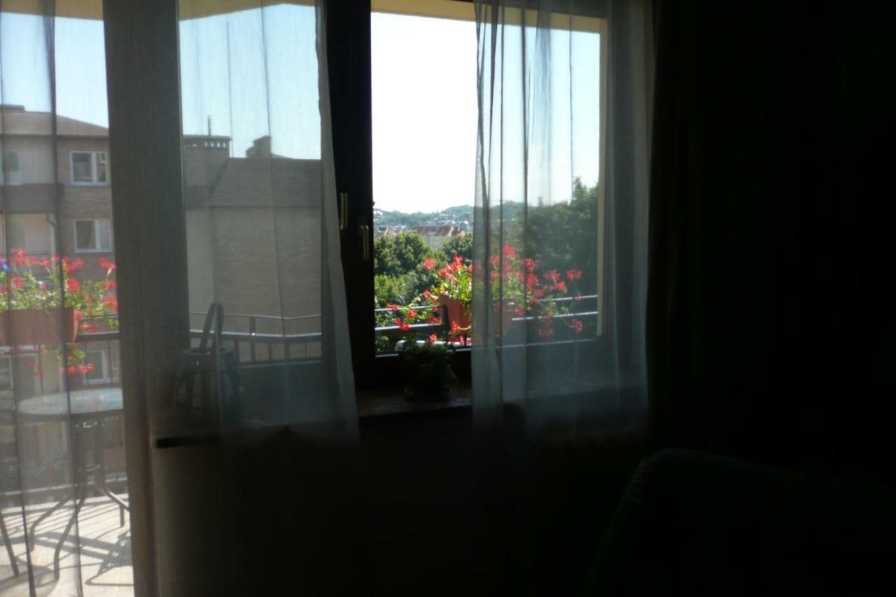 Cosy, Sunny 10 Min To Old Town Apartment