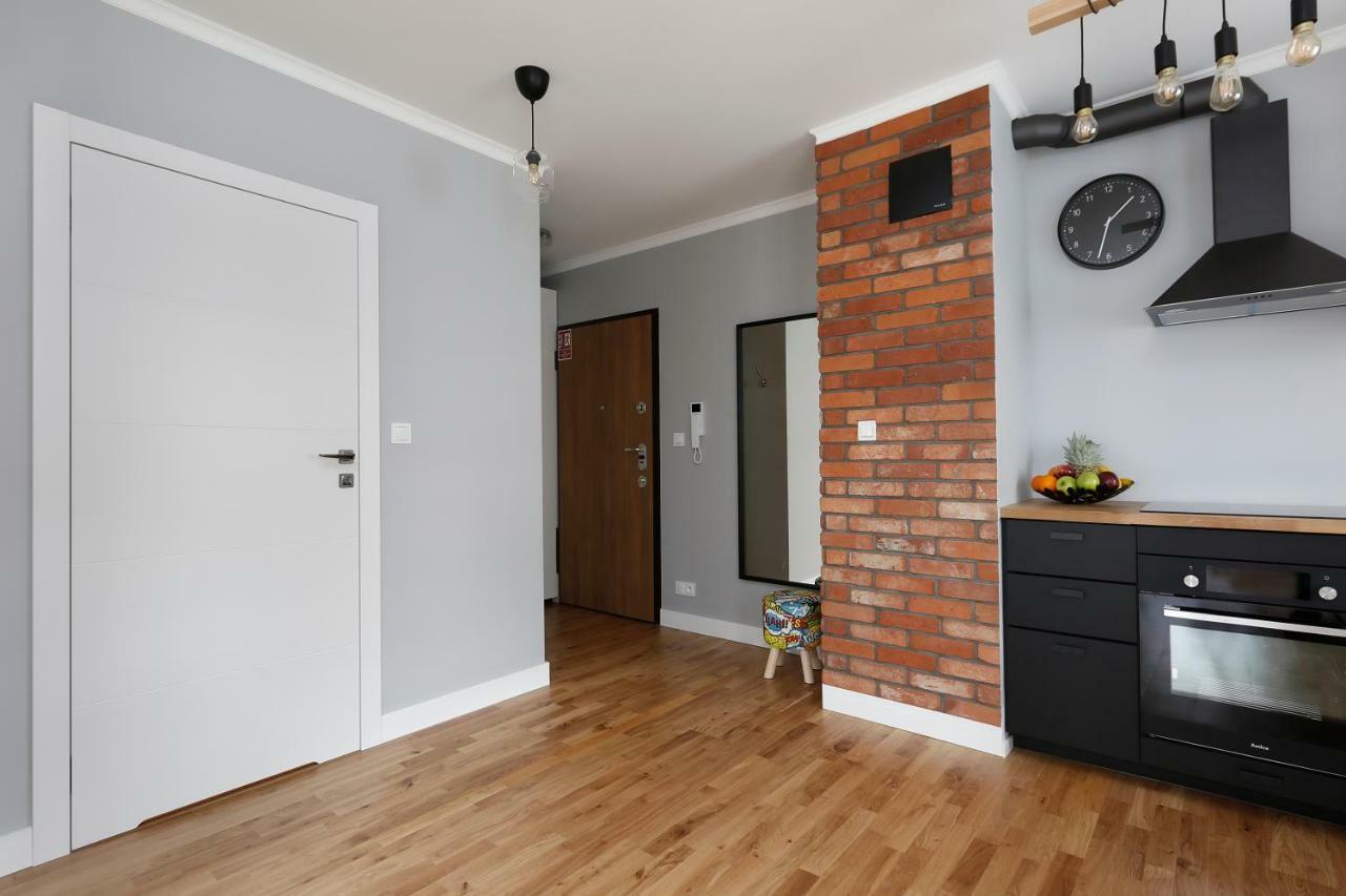 Short Apartment