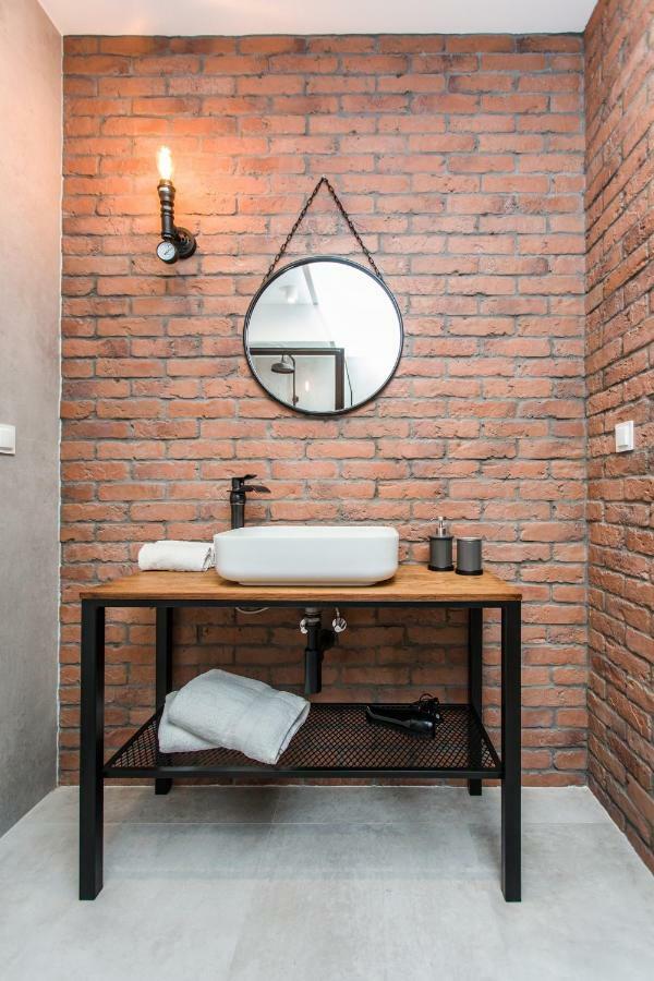Modern & Classy Industrial - Browar Apartment *