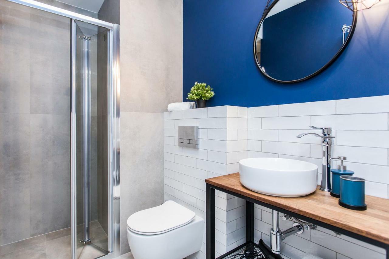 Modern & Classy Industrial - Browar Apartment Gdansk