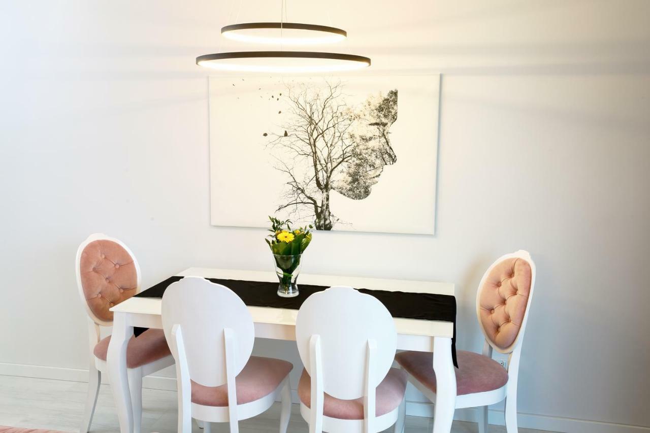 Z Basenem I Widokiem Na Motlawe Apartment *