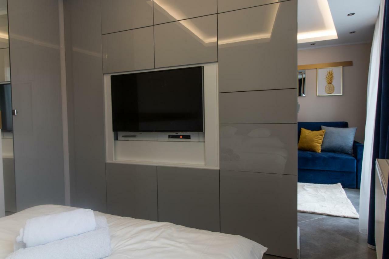 Apartment Golden Blue With Pool And Jacuzzi Gdansk