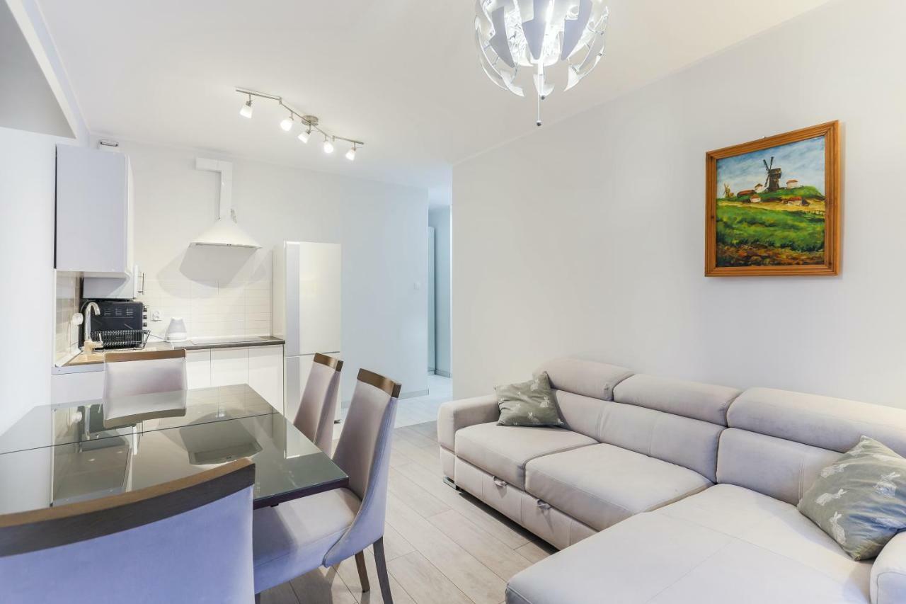Apartment Z Widokiem Na Rzeke Stare