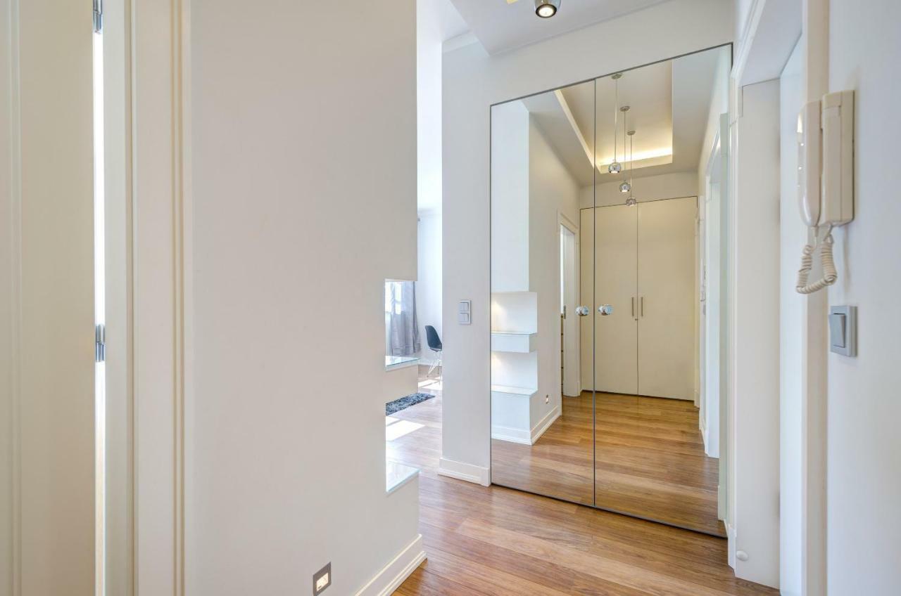 Apartment Stylish In Heart Of Oldtown Gdansk