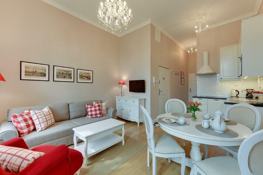 Be In - In The Heart Of The Old Town - Ogarna 10 *