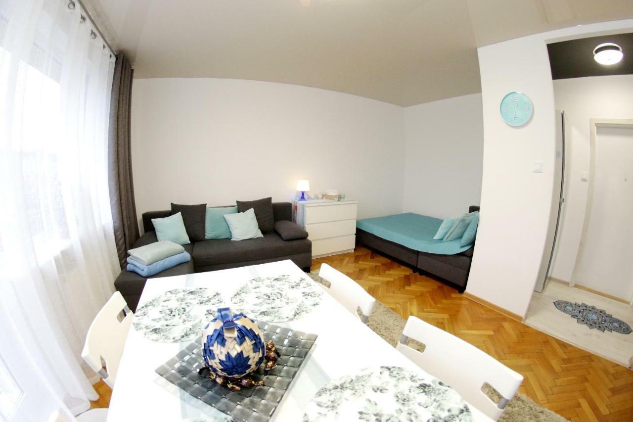 Apartament Na Gdynskiej Apartment *
