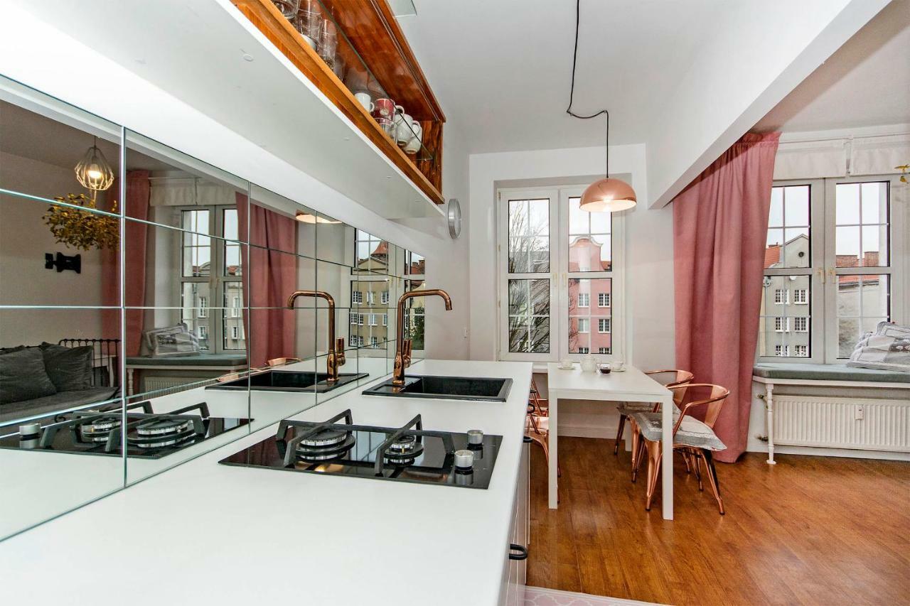 Quality Apartments-Apartament Prestige - Old Town Apartment Gdansk