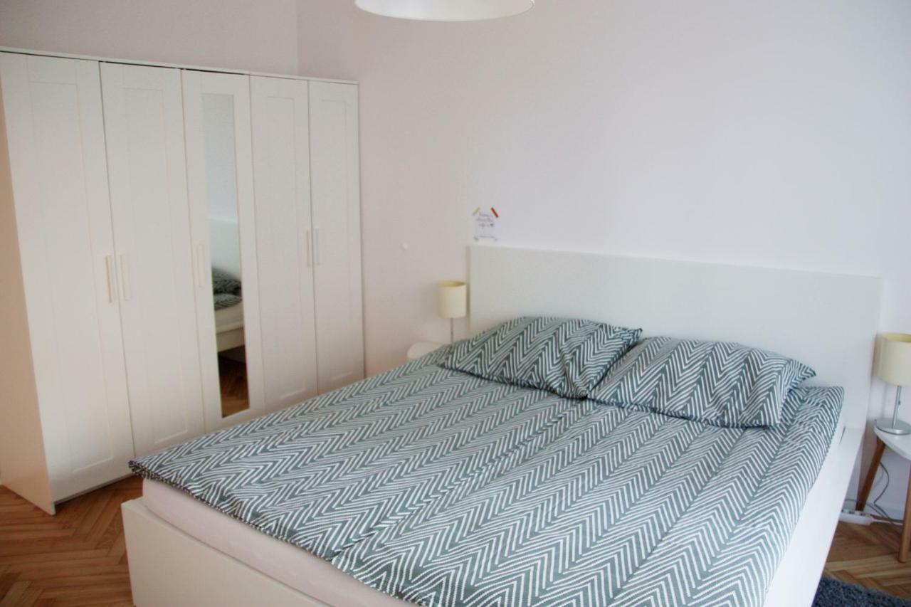 Podwale Apartment *