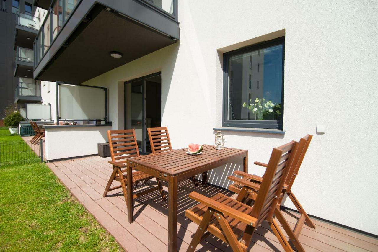 Apartment Chmielna Garden *